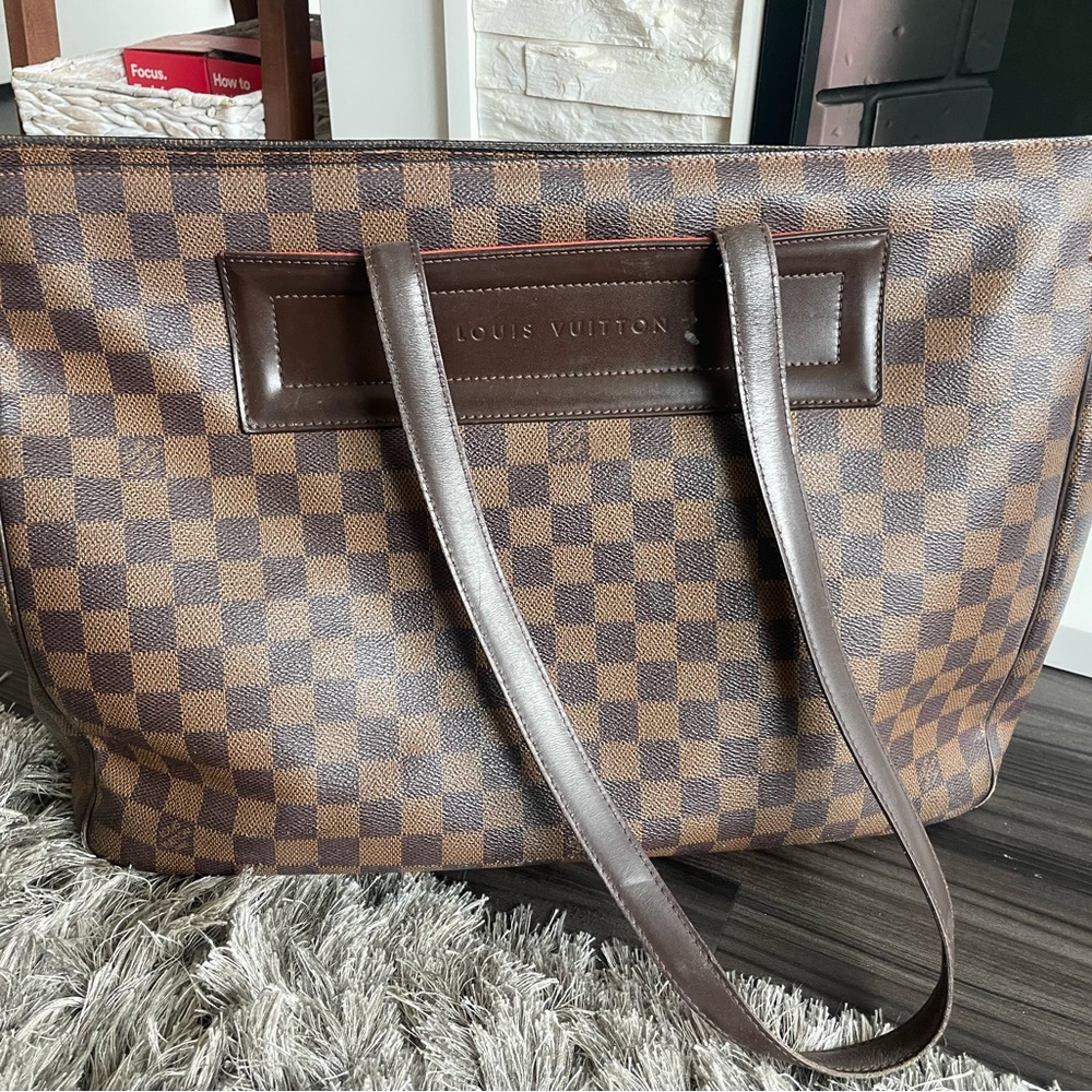 Louis Vuitton Brown Checkered Women's